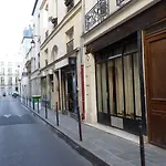 Unique Loft Apartment In Le Marais